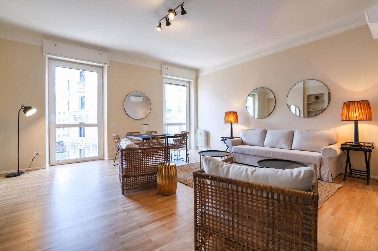 Luxury San Babila Milão